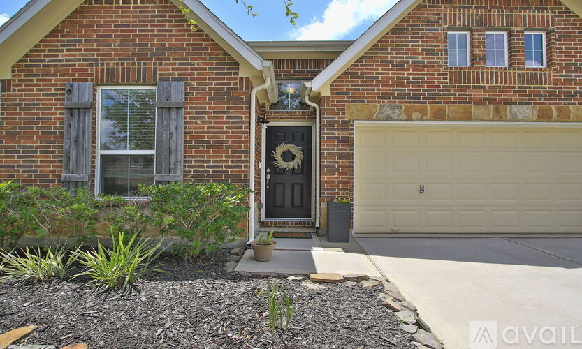 21615 Rainfall Park Drive 3 Beds Single Family Home for Rent - Photo gallery 2