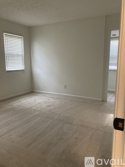 125 Sterling Court 2 Beds Condo for Rent - Photo gallery 5