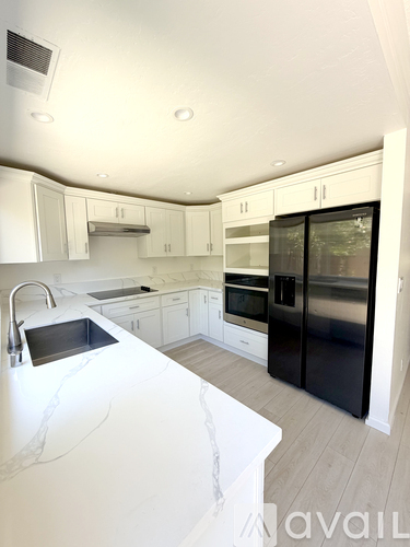 716 Nina Lane 3 Beds Single Family Home for Rent - Photo gallery 2