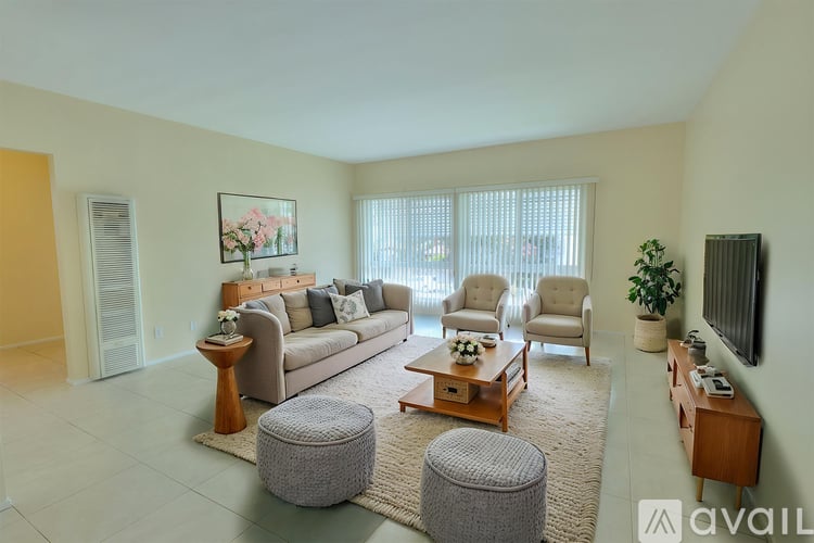 4808 Riverton Ave 2 Beds Apartment for Rent - Photo gallery 3