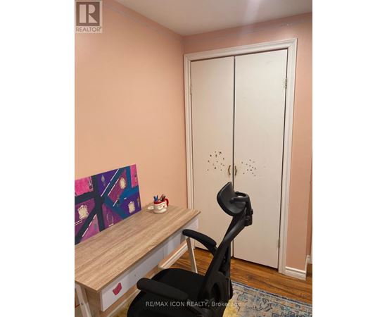 33 SASHA CRESCENT 3 Beds House for Rent - Photo gallery 5