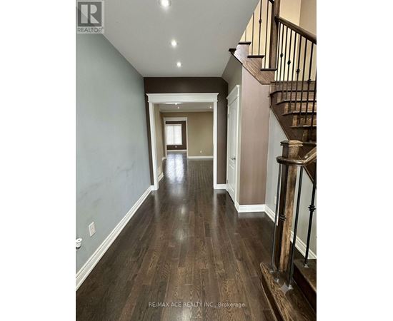 7 MELTWATER CRESCENT 5 Beds House for Rent - Photo gallery 4
