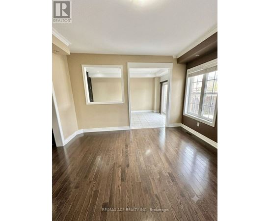 7 MELTWATER CRESCENT 5 Beds House for Rent - Photo gallery 5