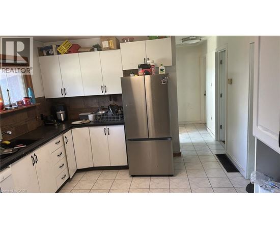233 WEST 33RD Street 3 Beds House for Rent - Photo gallery 5