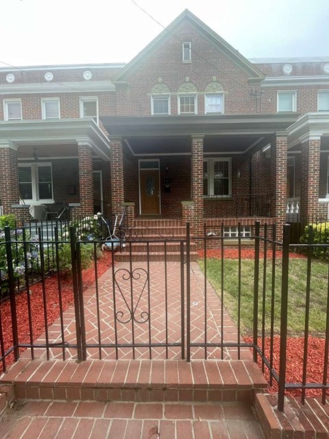 513 Oglethorpe Street Northwest 4 Beds Apartment for Rent
