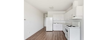 2 Bedrooms, 1 Bathroom