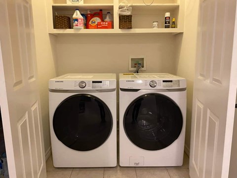 2236 N Indiana Avenue 3 Beds Apartment for Rent
