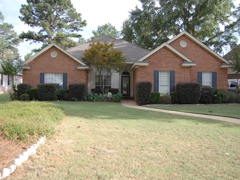 929 Silver Creek Circle 3 Beds Apartment for Rent
