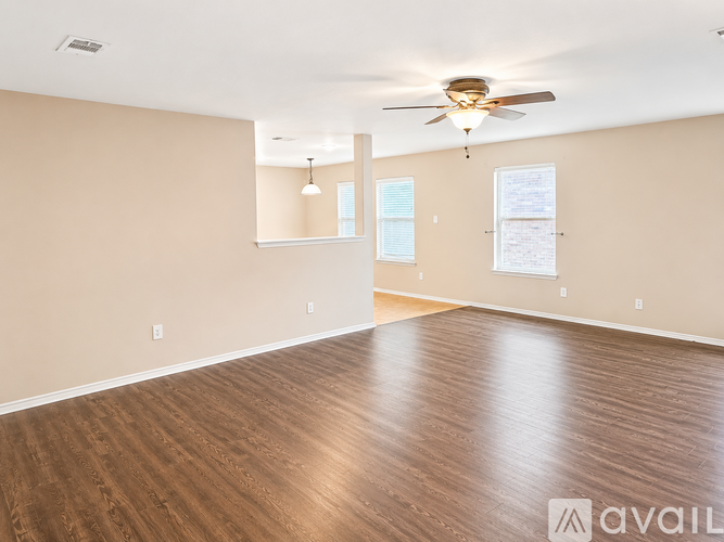 484 Coolidge Ln 3 Beds Single Family Home for Rent - Photo gallery 4