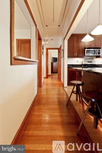 504 E Patrick St 2 Beds Single Family Home for Rent - Photo gallery 2