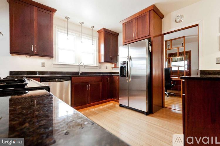 504 E Patrick St 2 Beds Single Family Home for Rent - Photo gallery 5