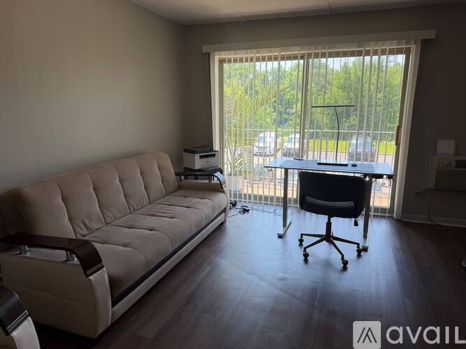 565 Fairway View Drive 1 Condo for Rent - Photo gallery 2