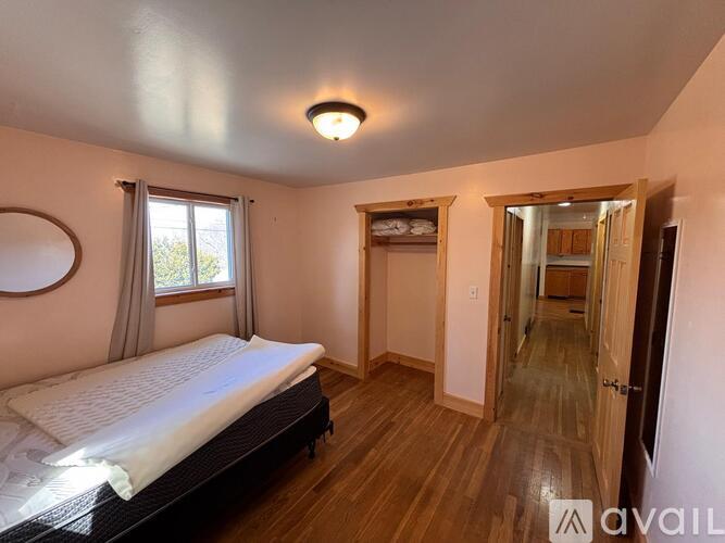 129 Foxcroft Road 3 Beds Single Family Home for Rent - Photo gallery 1