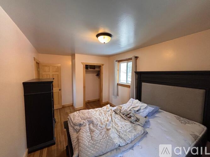 129 Foxcroft Road 3 Beds Single Family Home for Rent - Photo gallery 4