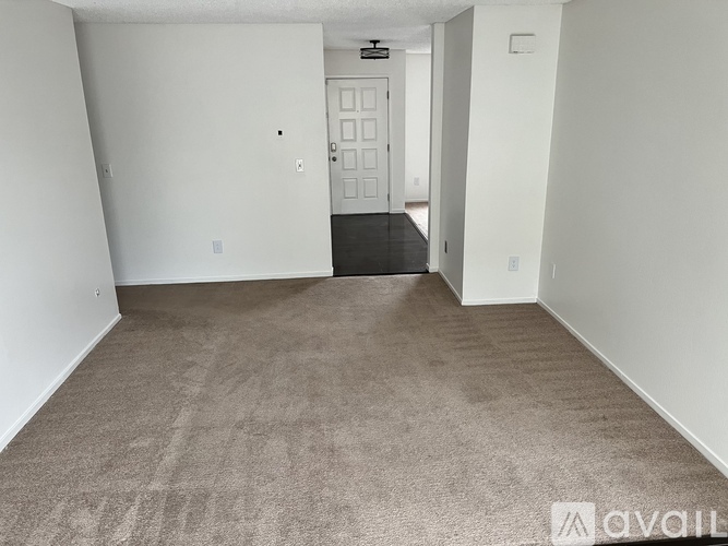 5226 Victor Avenue 4 Beds Single Family Home for Rent - Photo gallery 4