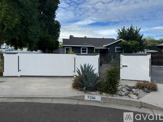 7136 Jellico Avenue 2 Beds Single Family Home for Rent - Photo gallery 1