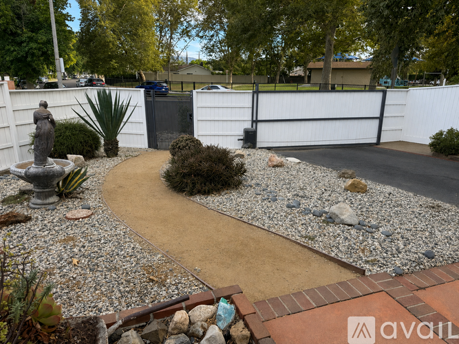 7136 Jellico Avenue 2 Beds Single Family Home for Rent - Photo gallery 4