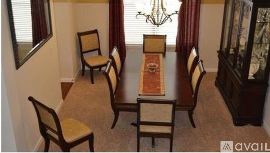 30 S High St 4 Beds Single Family Home for Rent - Photo gallery 5