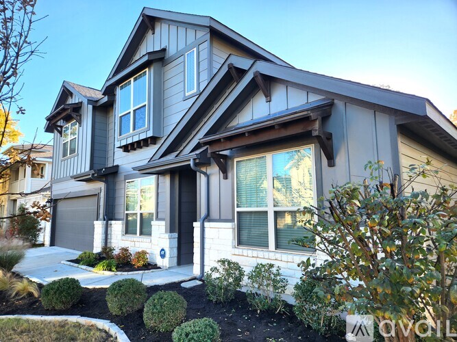 9715 Mcknight Loop 4 Beds Single Family Home for Rent - Photo gallery 2