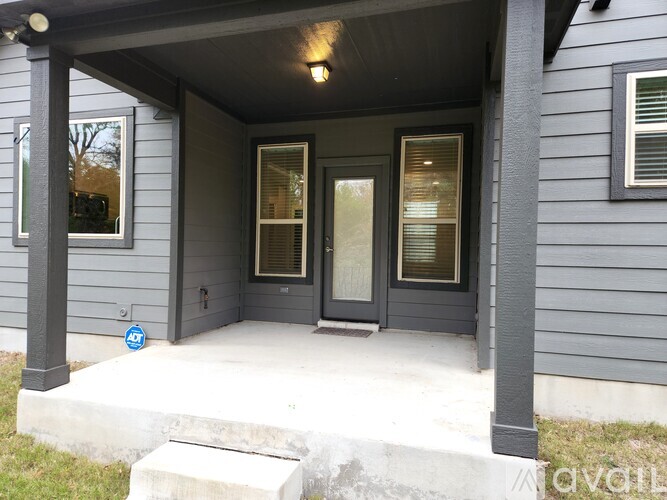9715 Mcknight Loop 4 Beds Single Family Home for Rent - Photo gallery 5