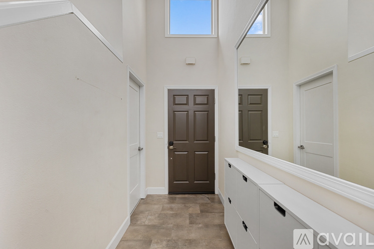 16000 Village Green Drive 2 Beds Condo for Rent - Photo gallery 2