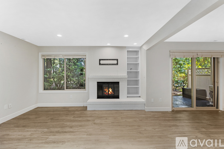 16000 Village Green Drive 2 Beds Condo for Rent - Photo gallery 5