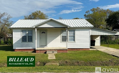 204 Debaillon St 2 Beds Apartment for Rent