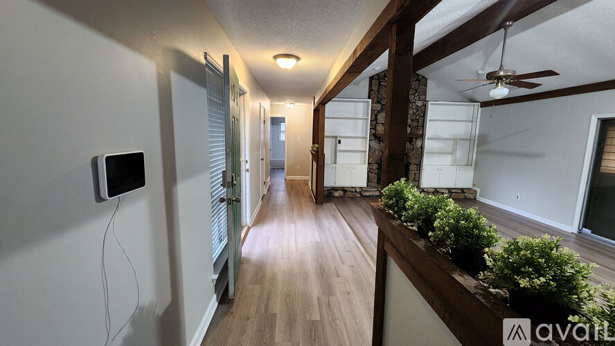 8220 Timber Hill Trail 3 Beds Single Family Home for Rent - Photo gallery 5