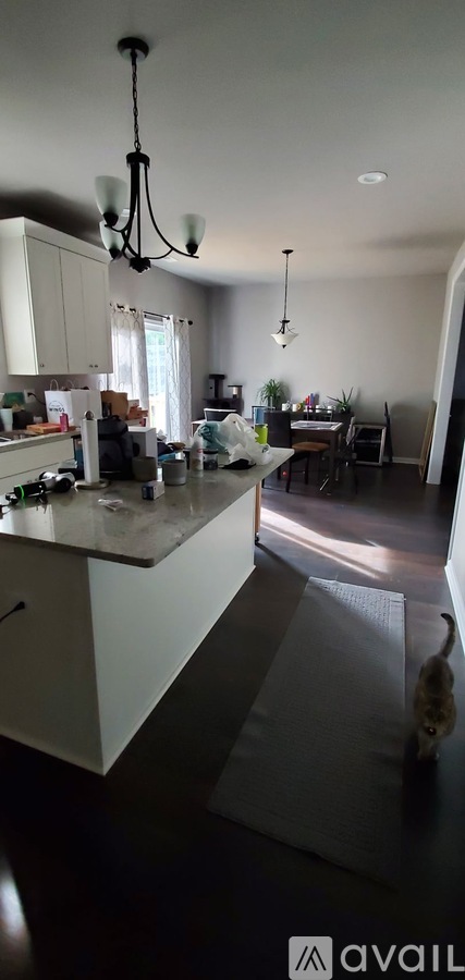 63 Sycamore Avenue 4 Beds Single Family Home for Rent - Photo gallery 5