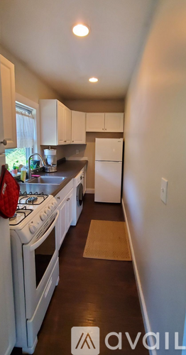 42 Eringlen Way 1 Apartment for Rent - Photo gallery 4
