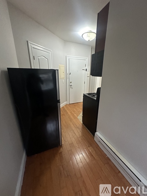 5902 Madison St 1 Apartment for Rent - Photo gallery 2