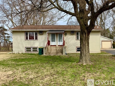 4002 Bruns Ave 2 Beds Apartment for Rent