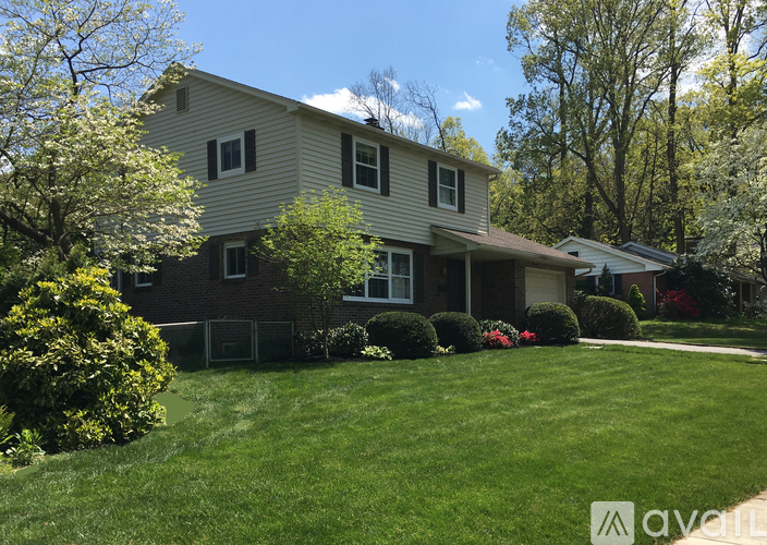 30 Cedarwood Road 3 Beds Single Family Home for Rent - Photo gallery 1