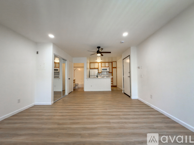4550 Laurel Canyon Boulevard Studio Apartment for Rent - Photo gallery 4