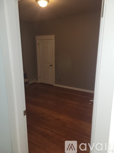 630 Weetamoe Street 3 Beds Apartment for Rent - Photo gallery 4