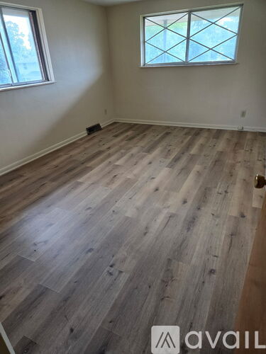 2920 North Rockwood Drive 2 Beds Apartment for Rent - Photo gallery 5