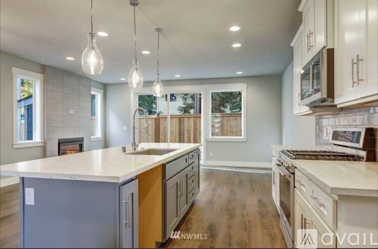 8813 223rd Place Southwest 3 Beds Single Family Home for Rent - Photo gallery 1