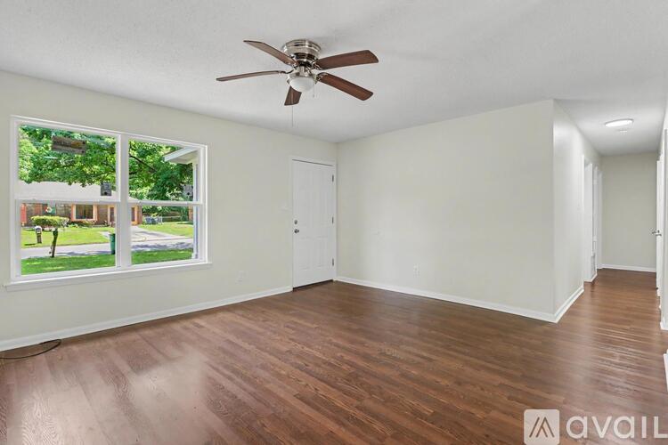 4136 Mimosa Drive 3 Beds Single Family Home for Rent - Photo gallery 3