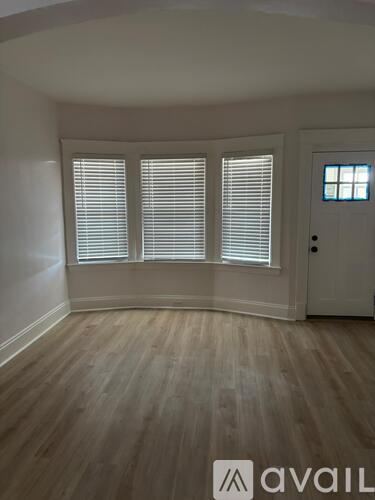 3153 W 112th St 3 Beds Townhouse for Rent - Photo gallery 2