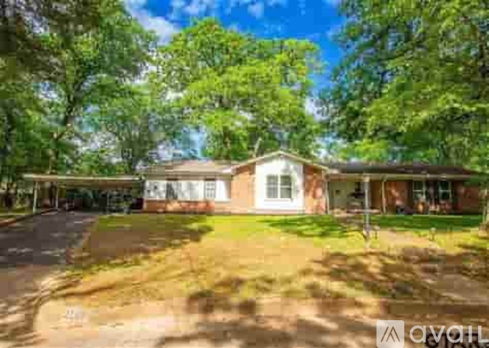 2110 Inwood Circle 3 Beds Single Family Home for Rent - Photo gallery 1