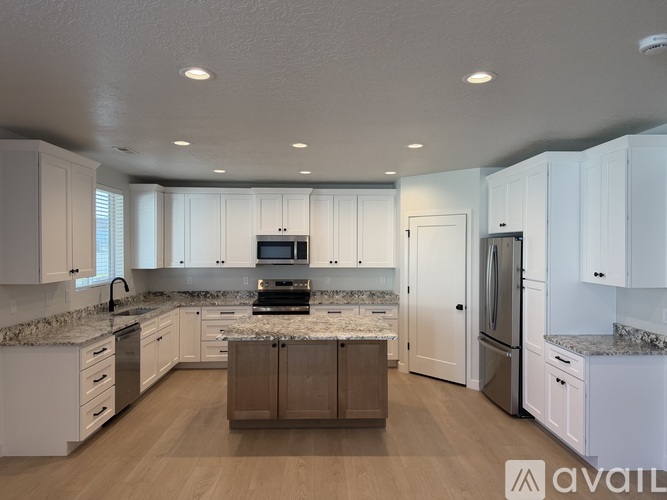 1014 Netleaf Street 2 Beds Single Family Home for Rent - Photo gallery 2