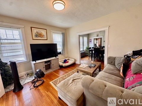 52 Clark St 2 Beds Apartment for Rent