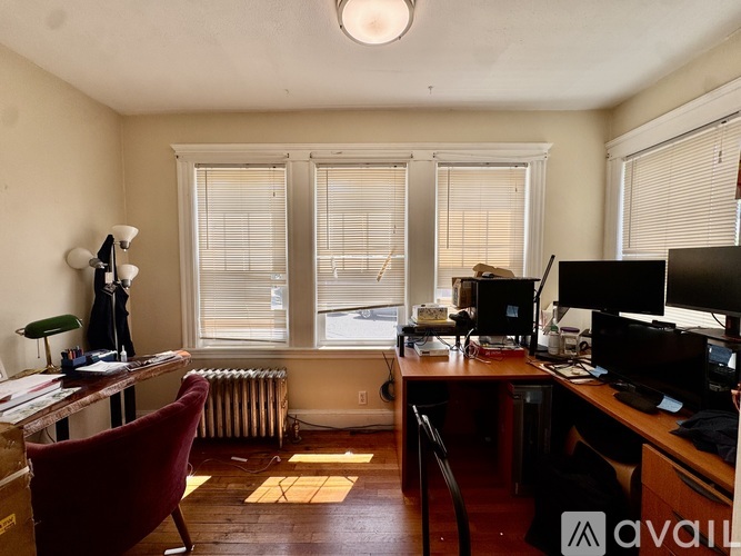 52 Clark St 2 Beds Apartment for Rent - Photo gallery 3