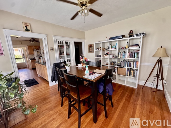 52 Clark St 2 Beds Apartment for Rent - Photo gallery 5