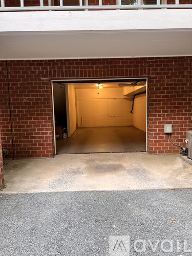 407 McCauley Street 2 Beds Condo for Rent - Photo gallery 3