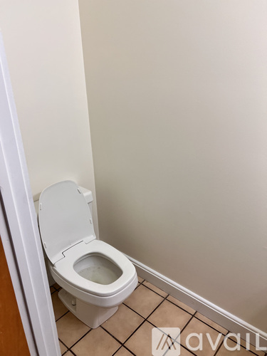 407 McCauley Street 2 Beds Condo for Rent - Photo gallery 5