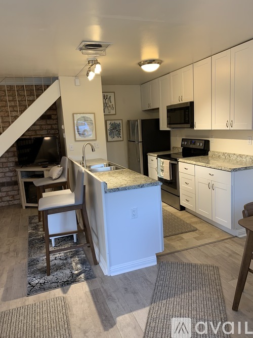 4425 Diamond St. 1 Apartment for Rent - Photo gallery 3