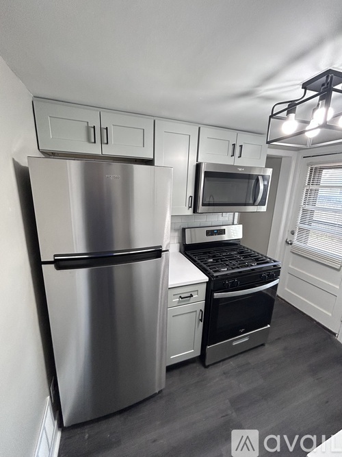 648 169th St 2 Beds Townhouse for Rent - Photo gallery 2