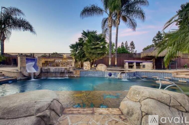 1922 Fernbrook Court 5 Beds Single Family Home for Rent - Photo gallery 3
