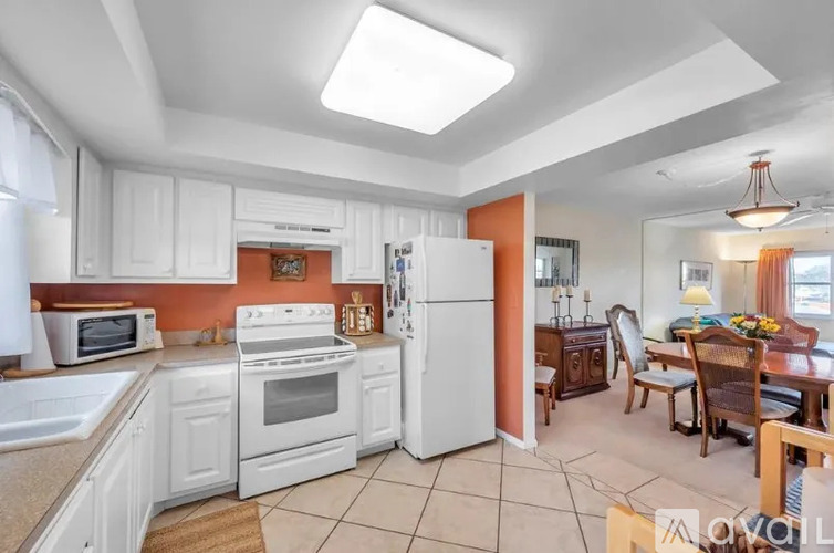 4725 Cove Cir 1 Condo for Rent - Photo gallery 3